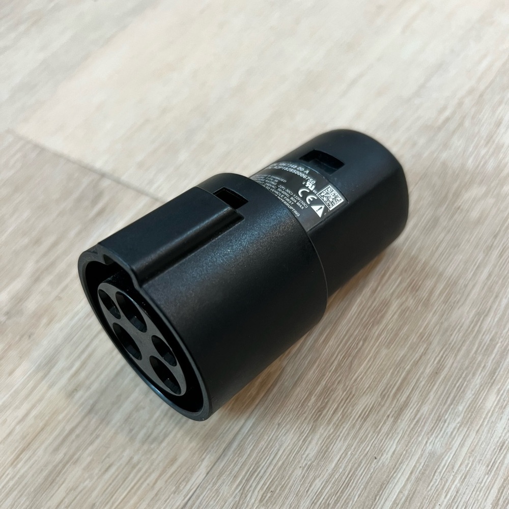SAE J1772 Charging Adapter for Tesla to J1772
